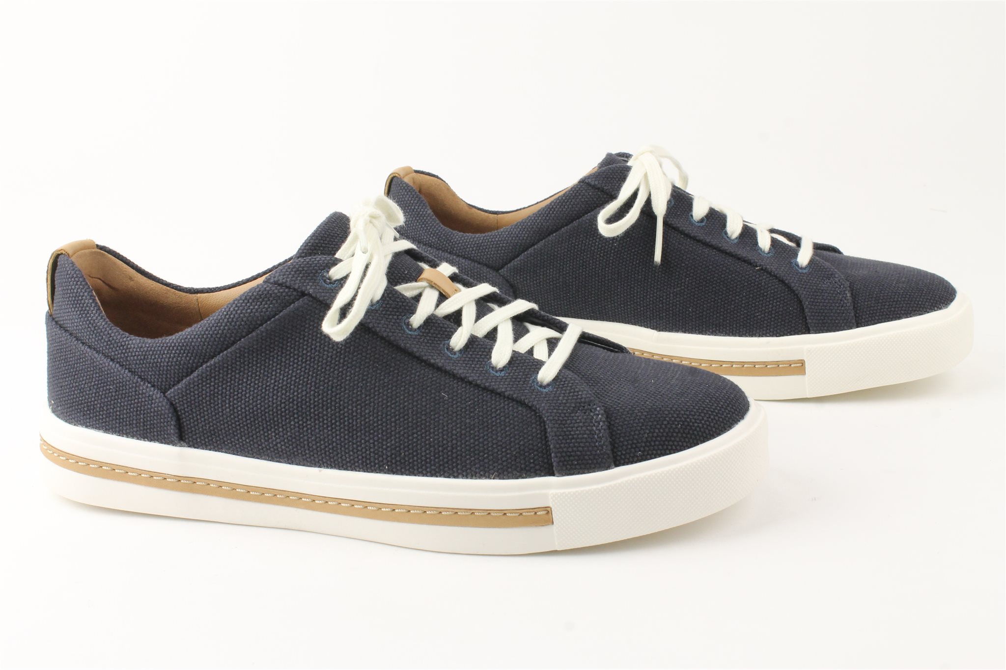 un maui lace sneaker clarks