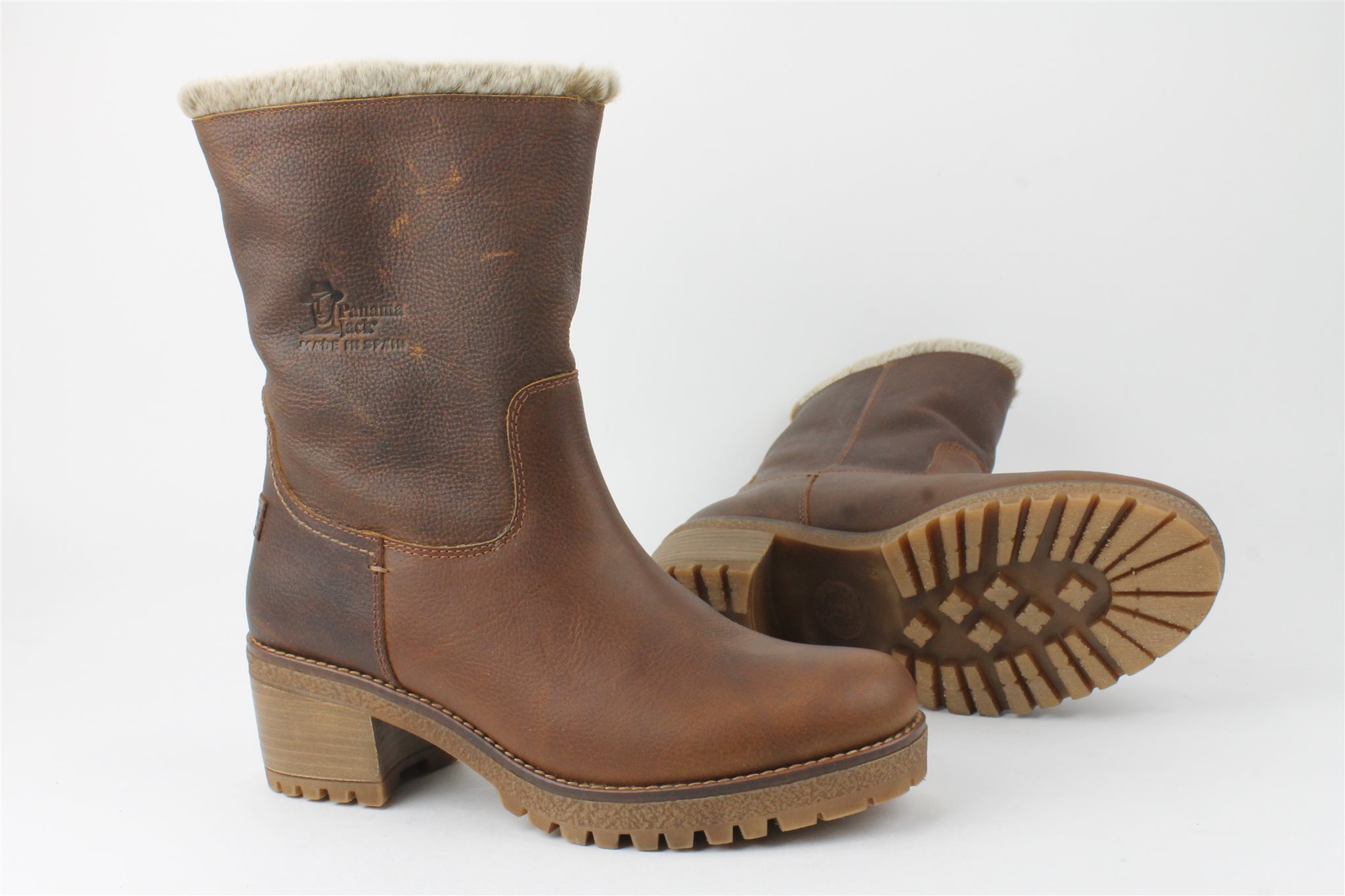 Panama Jack Piola B8 bij Happy Walker - Beoordeeld met 9,7
