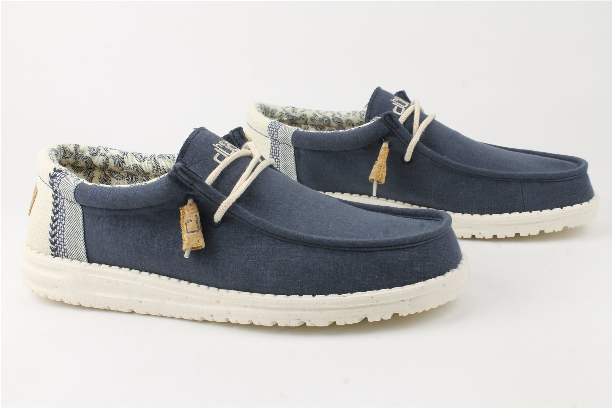 Hey Dude Wally Linen bij Happy Walker - Beoordeeld met 9,7