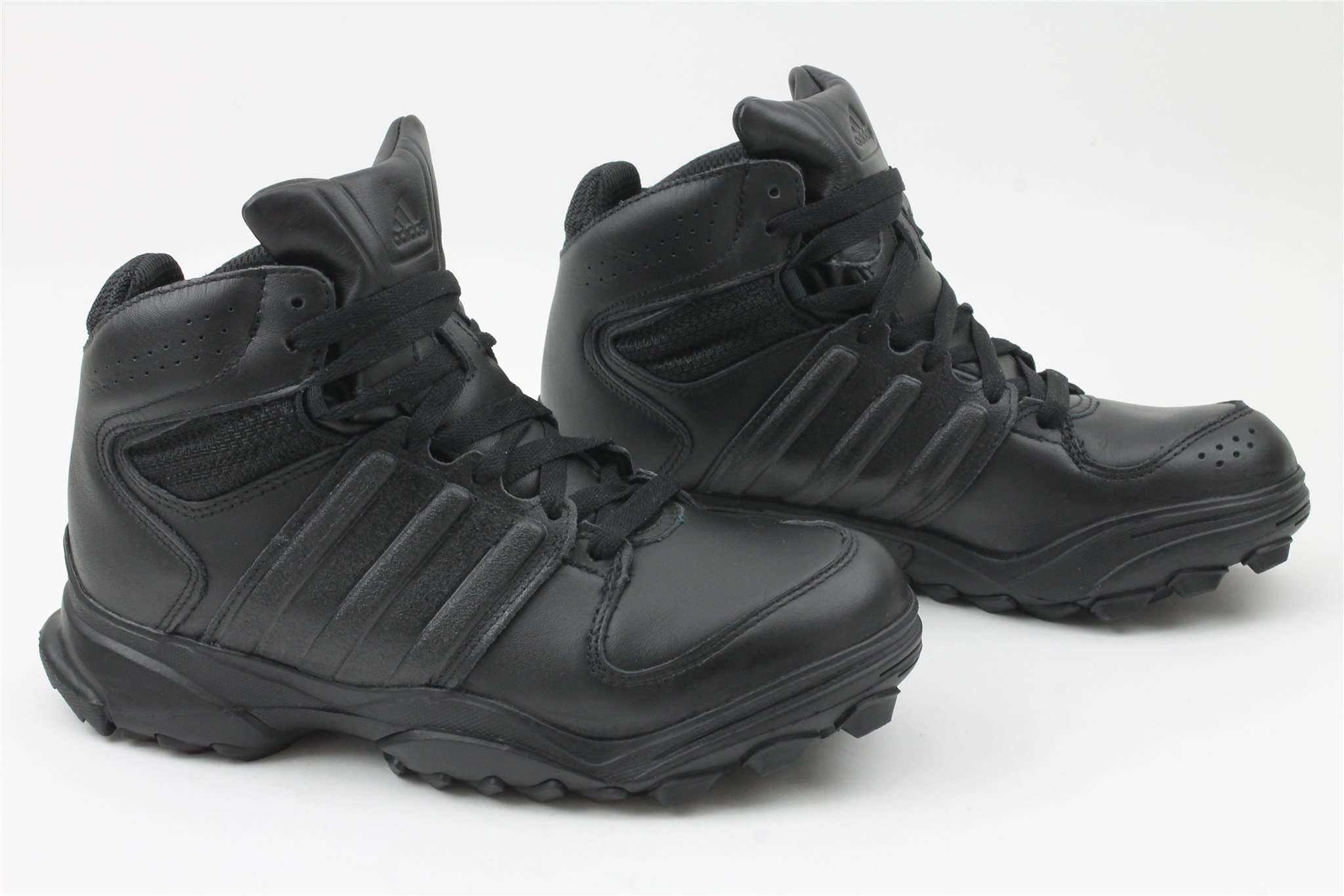 Afwezigheid trog Grappig Adidas GSG 9.4 bij Happy Walker - Beoordeeld met 9,7