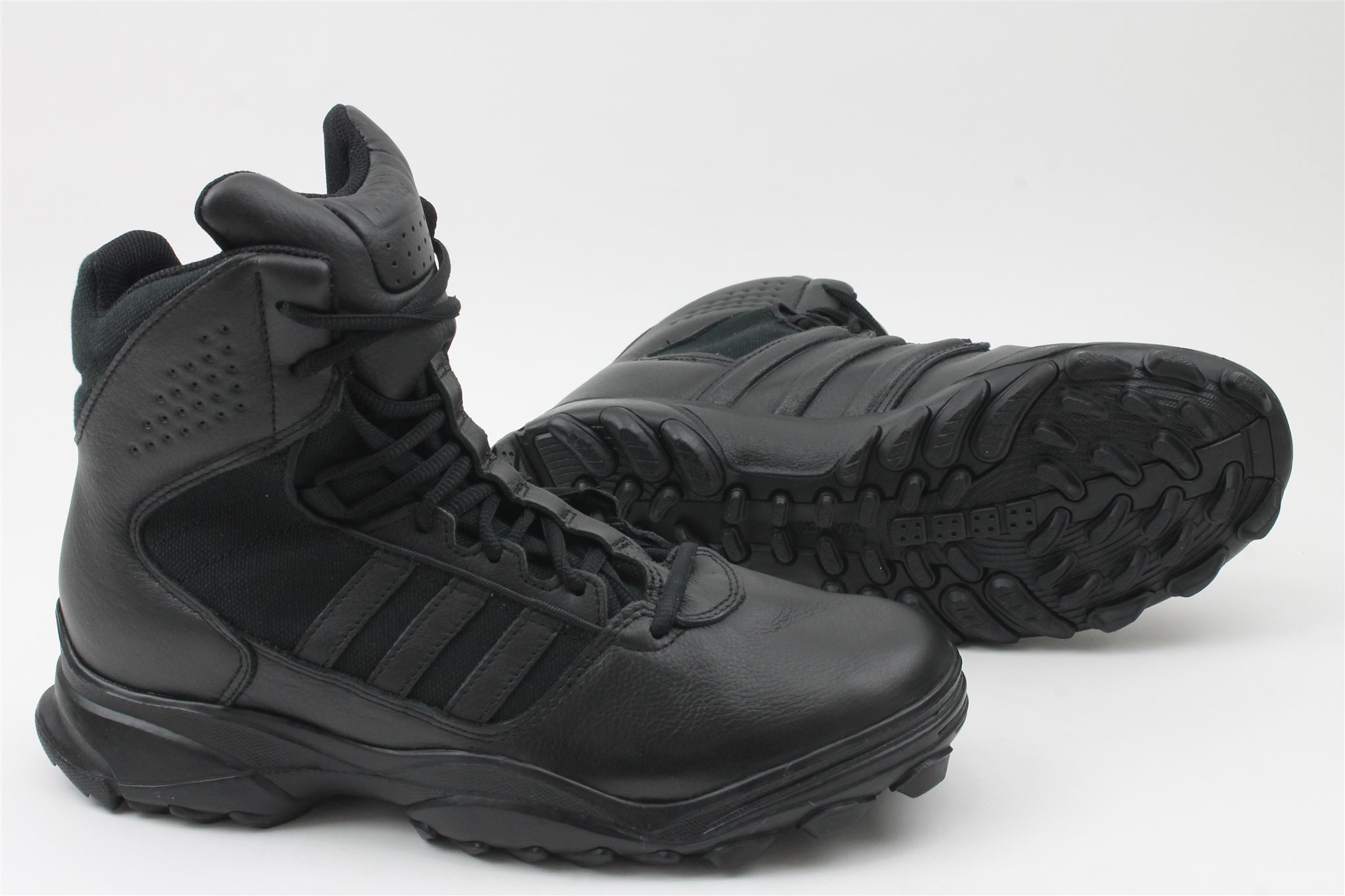 Uitsluiten Horizontaal ring Adidas GSG 9.7 bij Happy Walker - Beoordeeld met 9,7