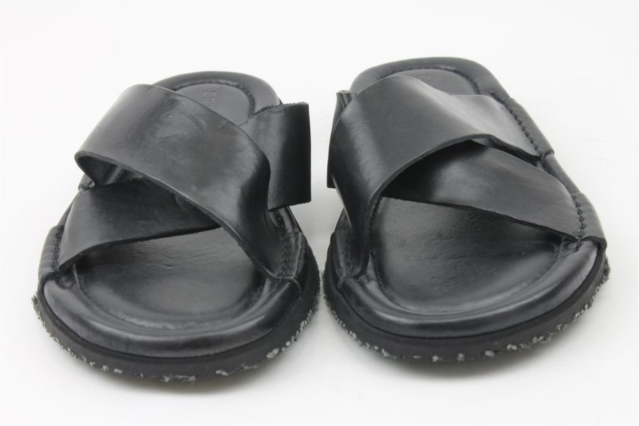 cross slipper