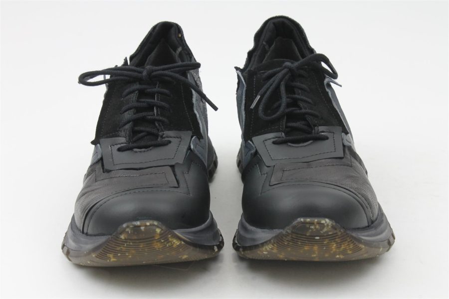 patch sneaker