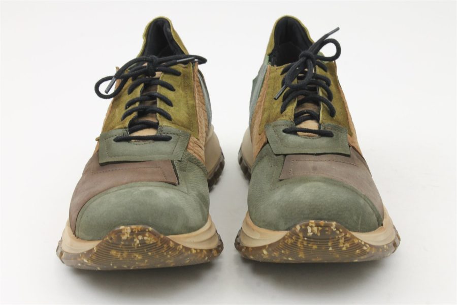 patch sneaker