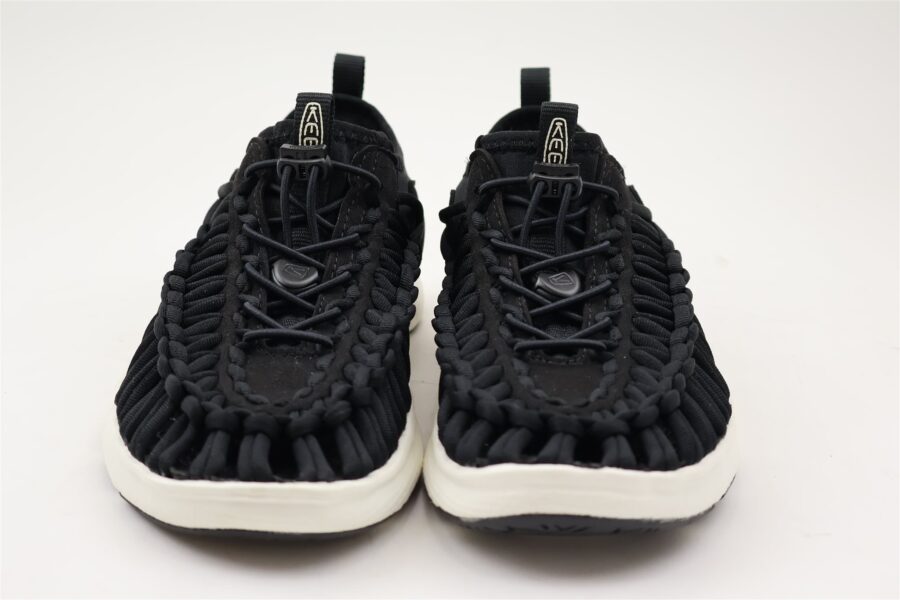 Uneek sneaker