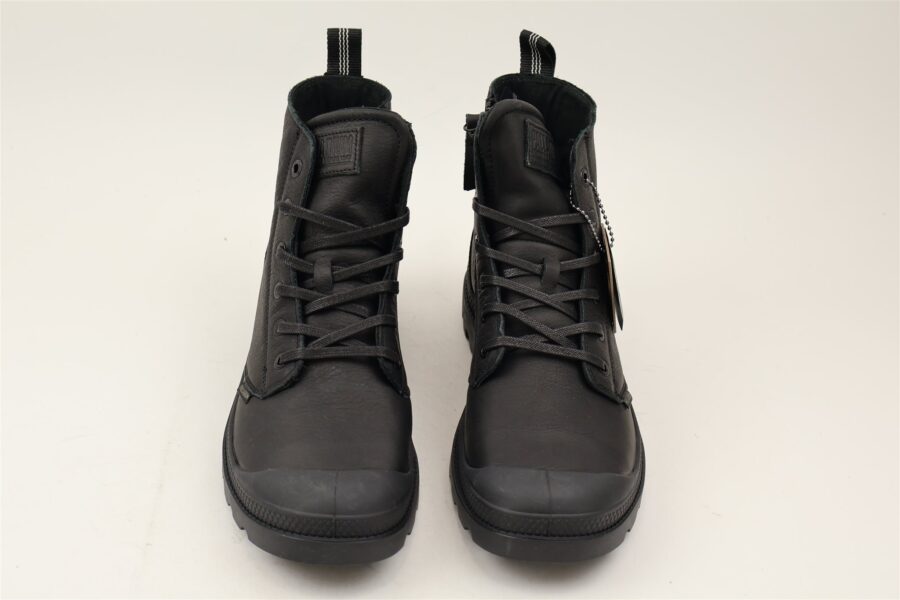 Pampa Zip Leather