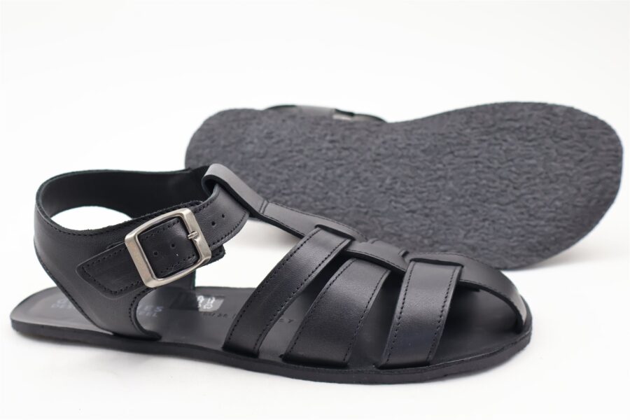 Catania barefoot