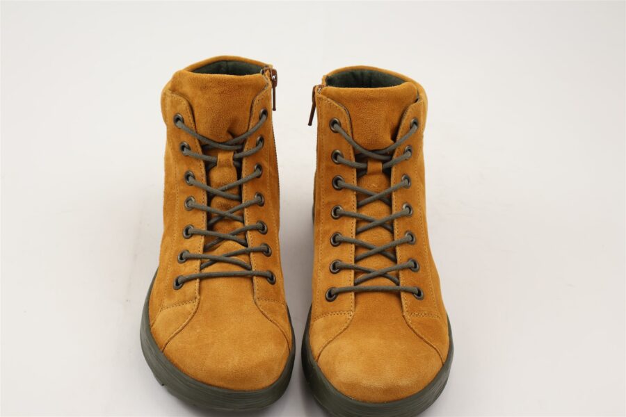 Comoda boot
