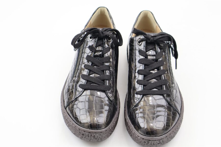 Phil shoe