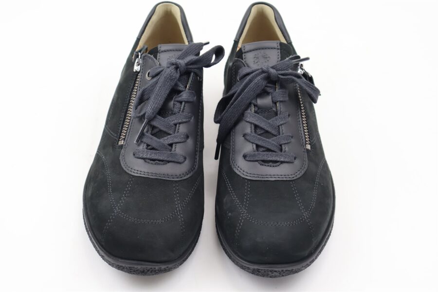 Rap shoe