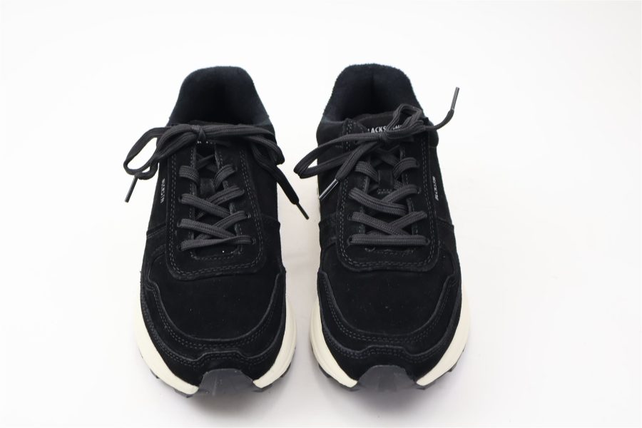 vibram sneaker