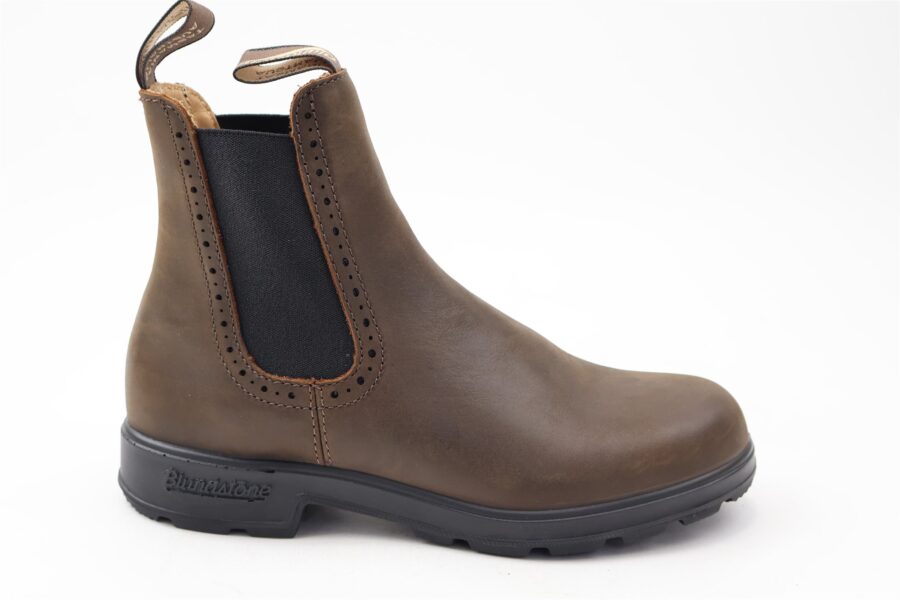 chelsea boot womens