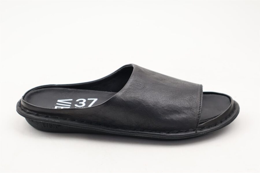 Saint Tropez Leather