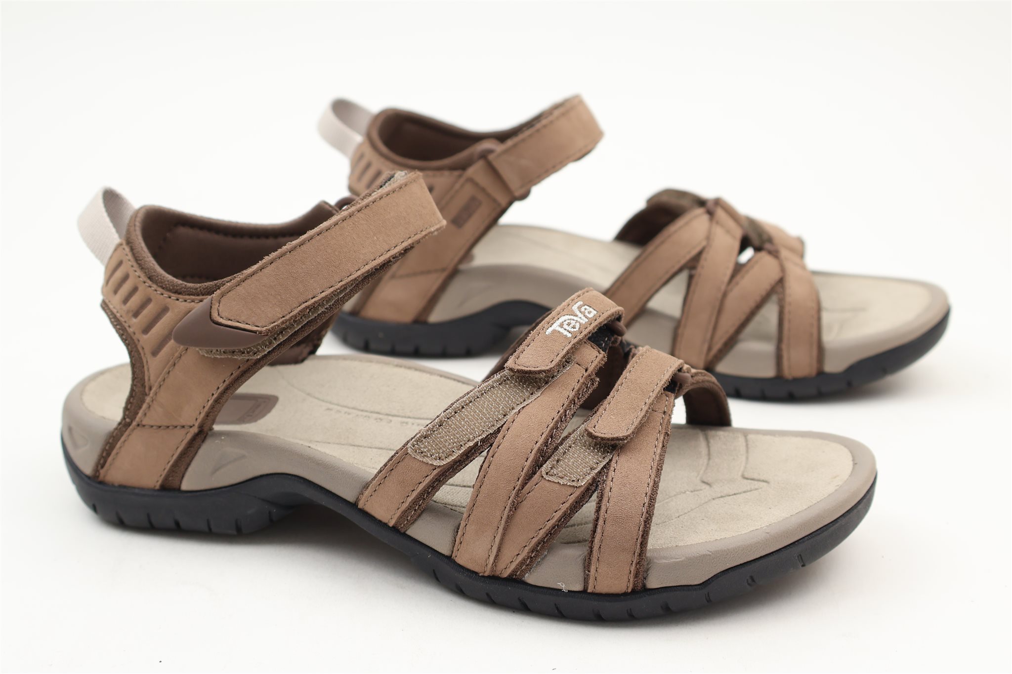 tirra leather caribou