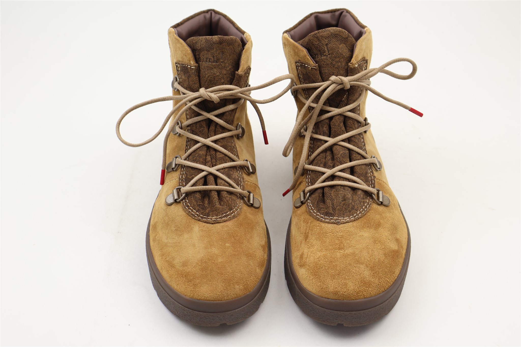 crepe boot